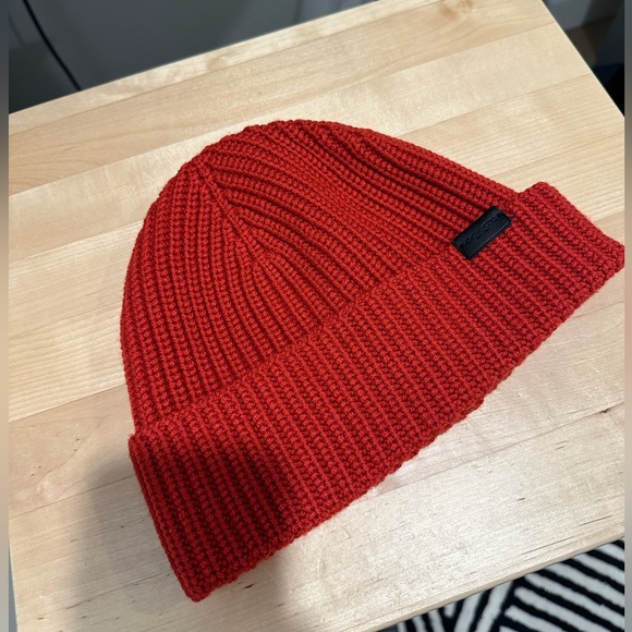 Coach Beanie - Picture 2 of 3